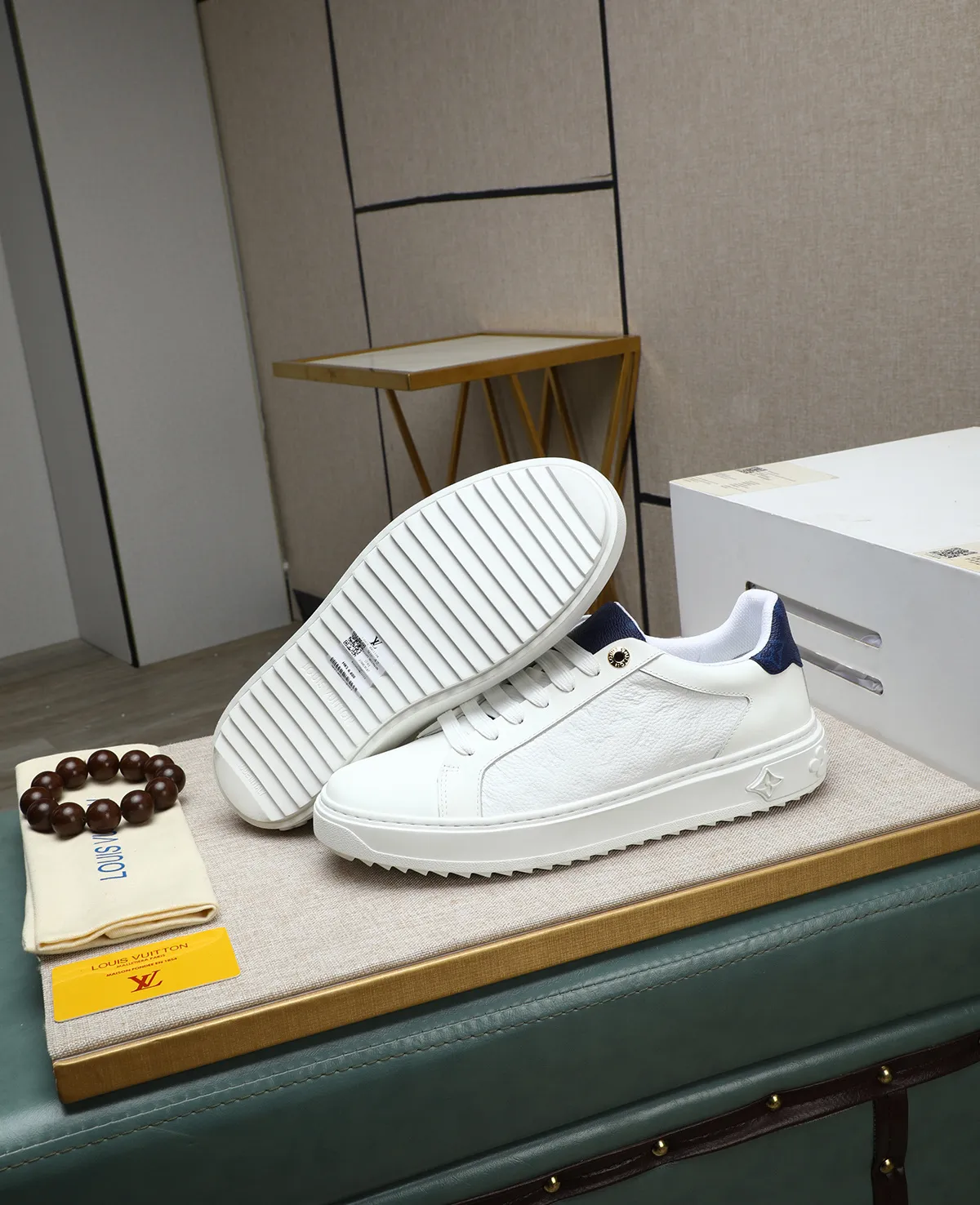 Men's men's shoes 💰540 📛📛(Niuli) high-end [LOUIS VUITTON] Louis Vuitton official website synchronized new products 👟Milan fashion catwalk style 🇰🇾🇰🇾LV family logo, celebrity style, a must-have for fashionistas ⚠️Top-layer calfskin ➕Cow leather lining ➕Mesh lining Official website original special outsole👞Number 38-44